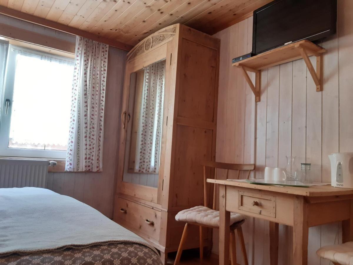 Bed & Breakfast Dolomiti Bey Haus Pinter Assling Exterior foto